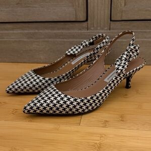 Tabitha Simmons Heeled Slingback Pumps